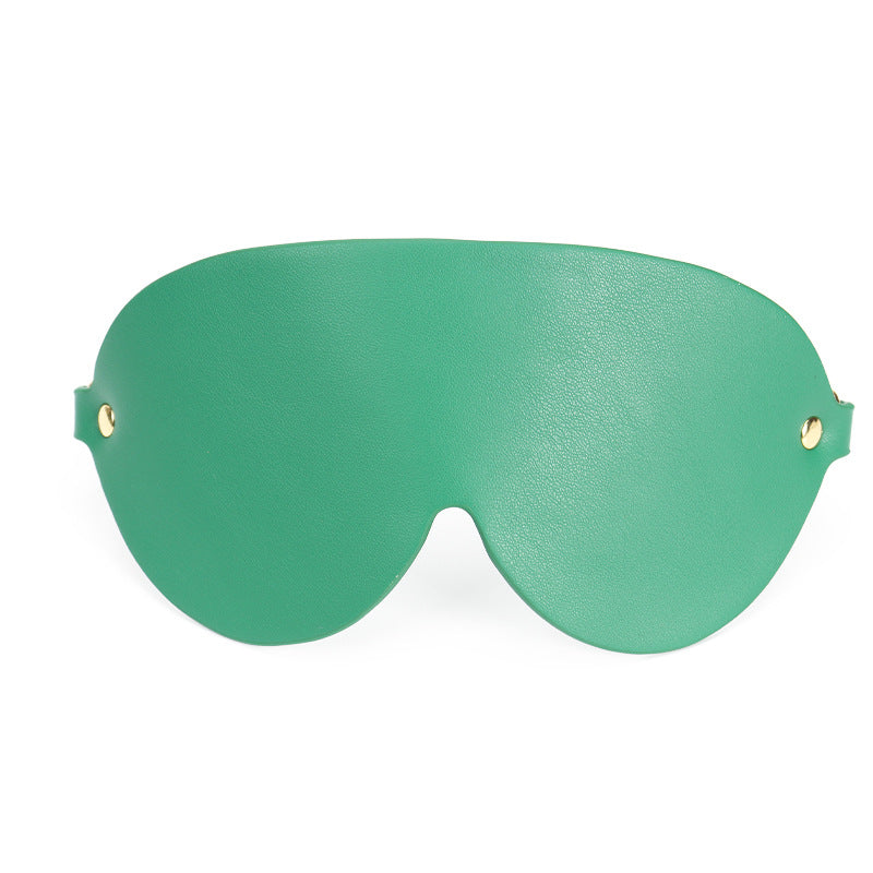 Wholesale Dominatrix Kit with Gold Bead Chain DecorBlindfold