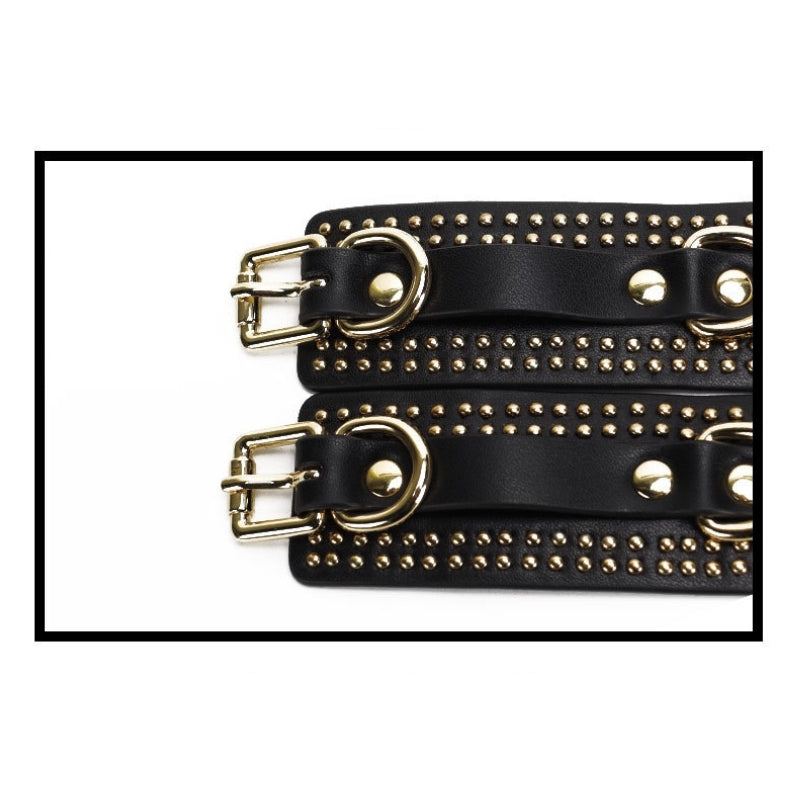 Wholesale Rivet Bondage Starter Kit in Red and Black details